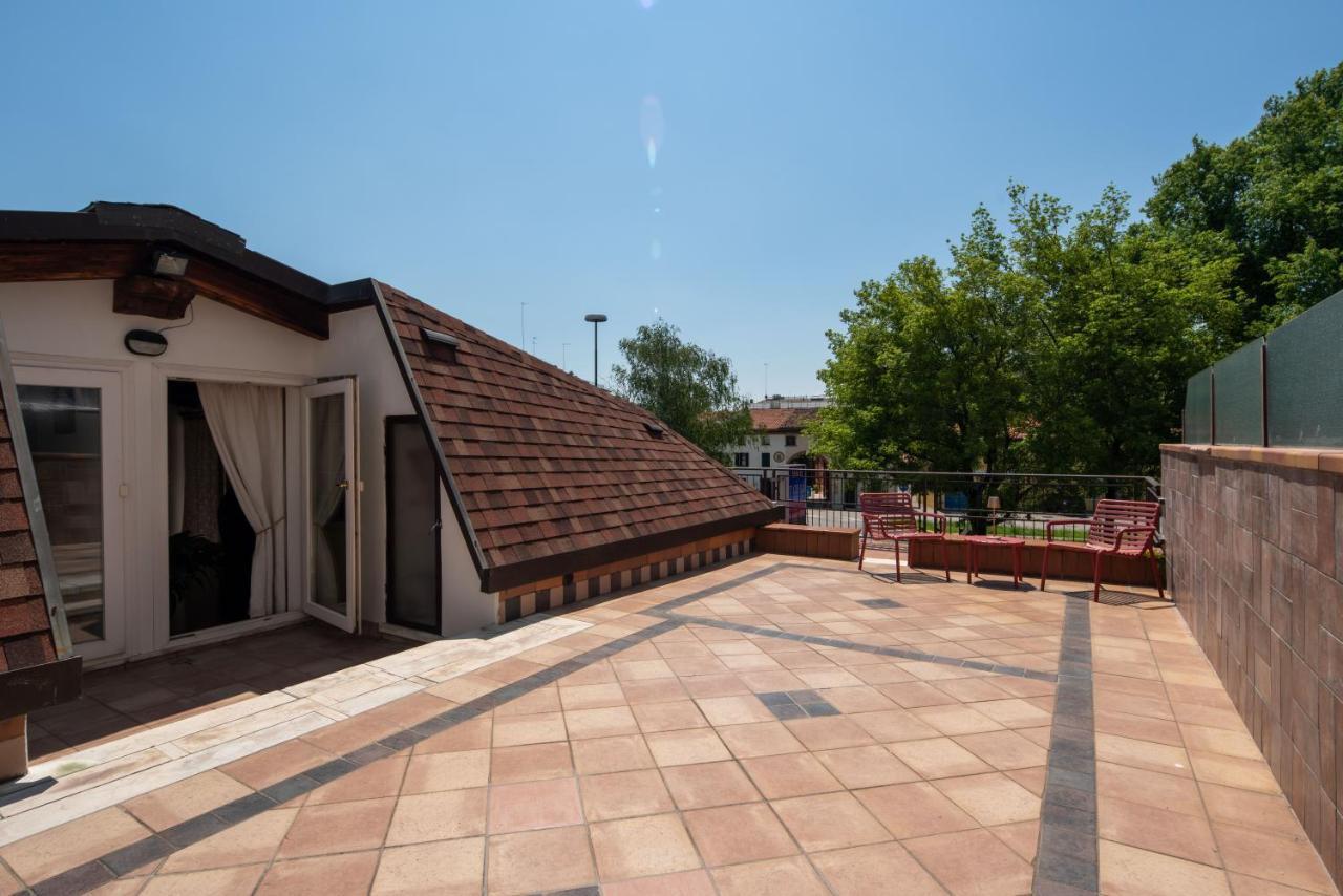 7° Cielo Apartment - Venezia - Mestre With Terrace Екстер'єр фото